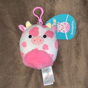 Squismallows Evangelica The Cow clip- Valentine’s Day 3.5”
